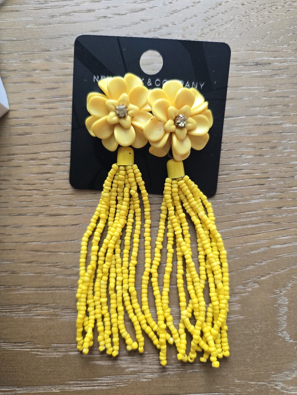 Yellow Flower Beaded Ear Rings Nwt